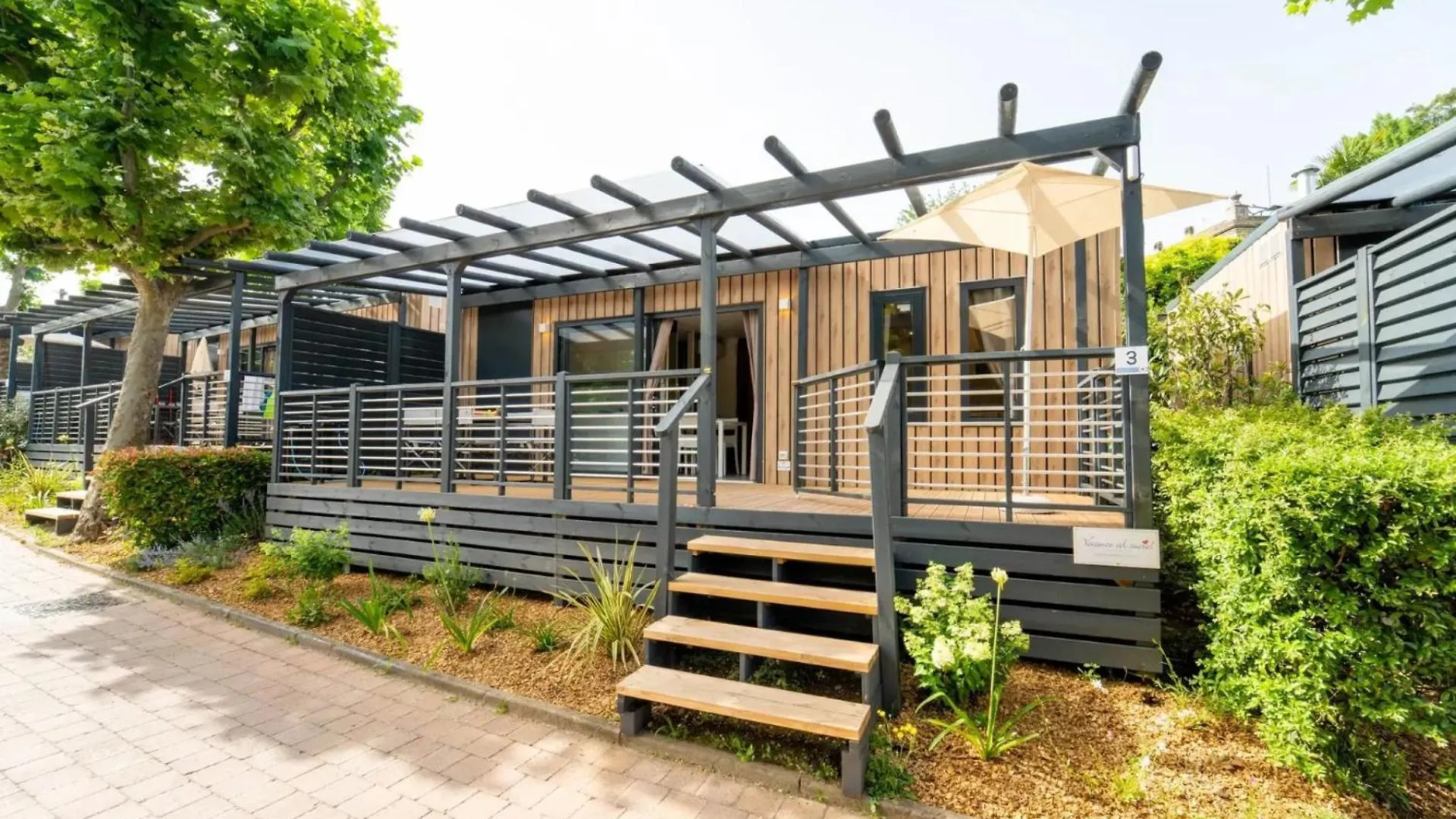 Weekend Glamping Resort San Felice del Benaco Campsite