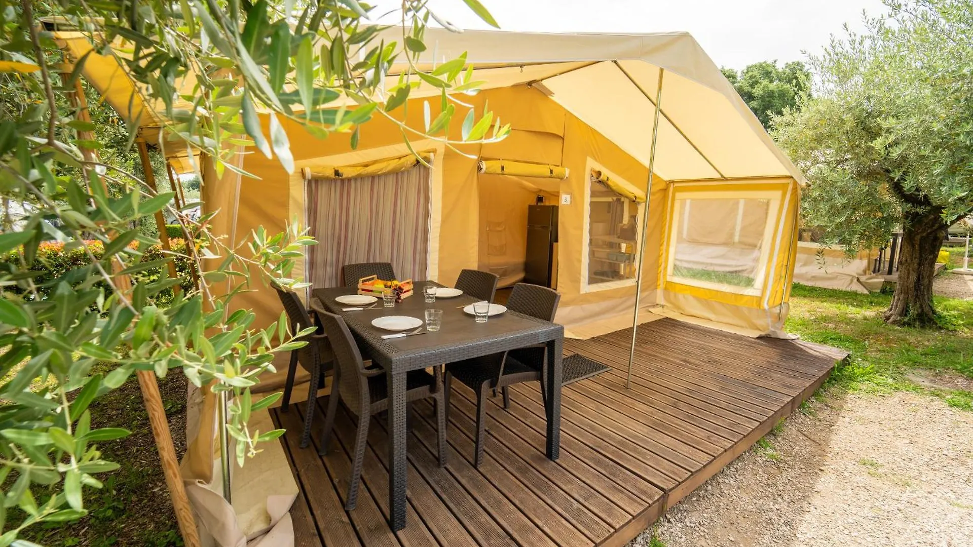 Weekend Glamping Resort San Felice del Benaco