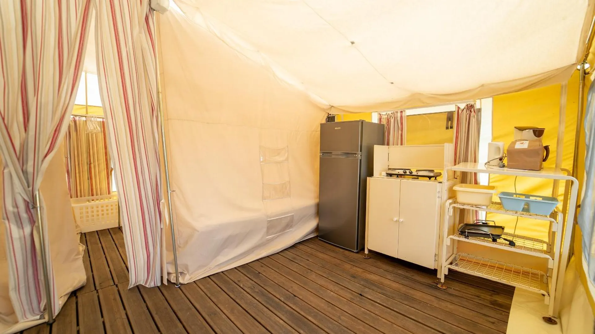 Campsite Weekend Glamping Resort San Felice del Benaco