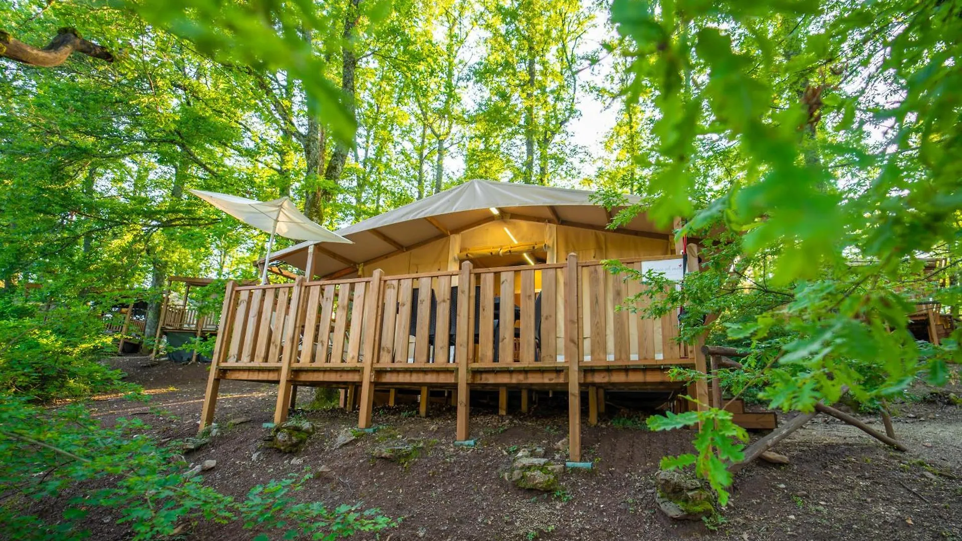 Weekend Glamping Resort San Felice del Benaco 0*,  Italy
